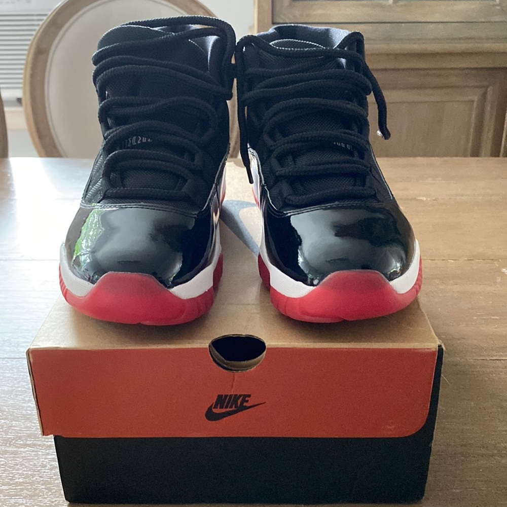 Jordan 11 Breds mens size 8
